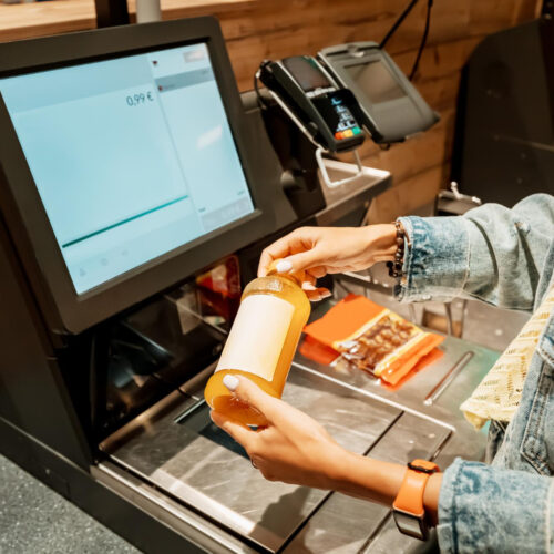 Self-checkout: guia completo para todo tipo de varejo.