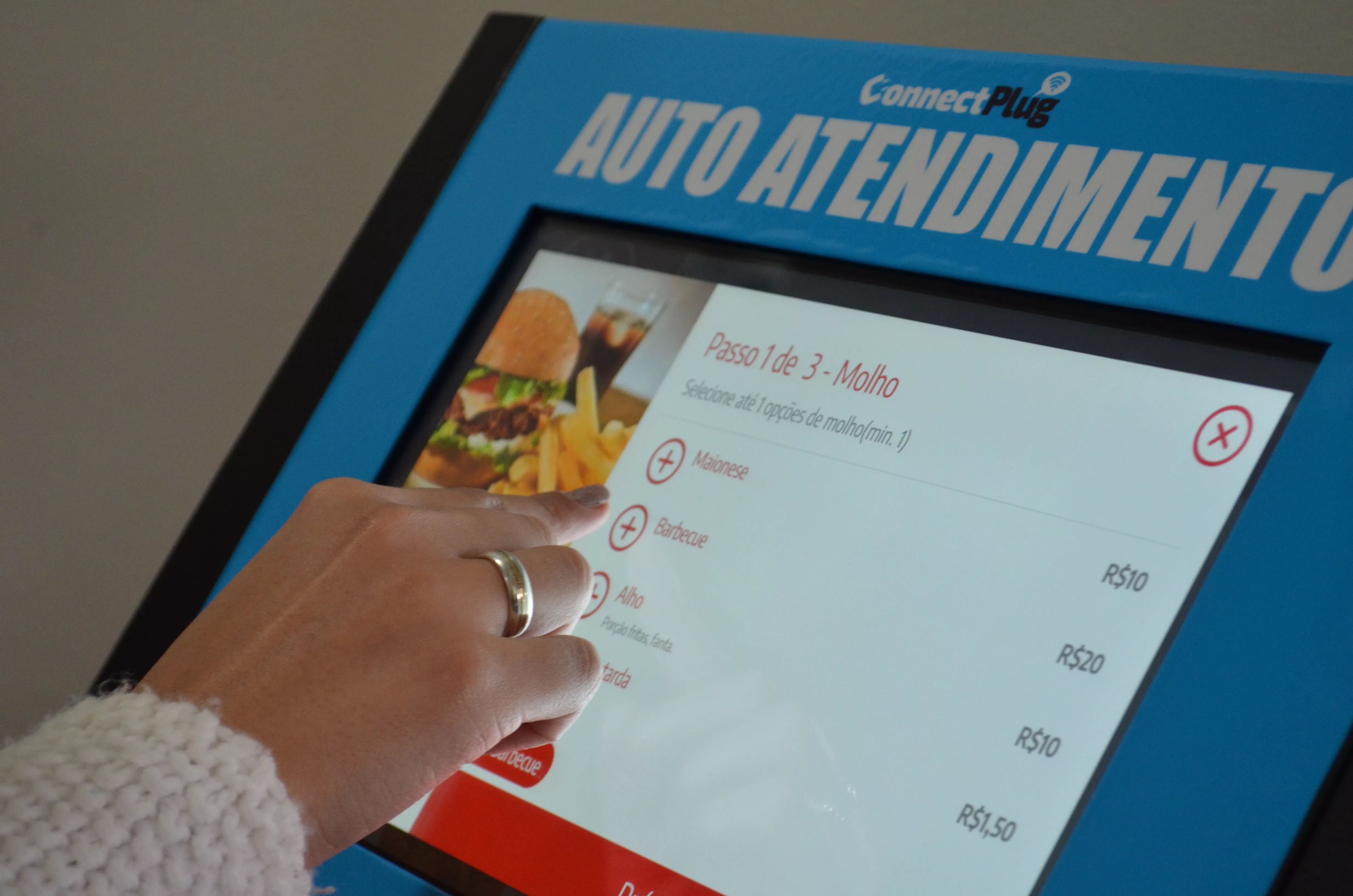 Autoatendimento integrado ao sistema ERP: 6 vantagens incríveis
